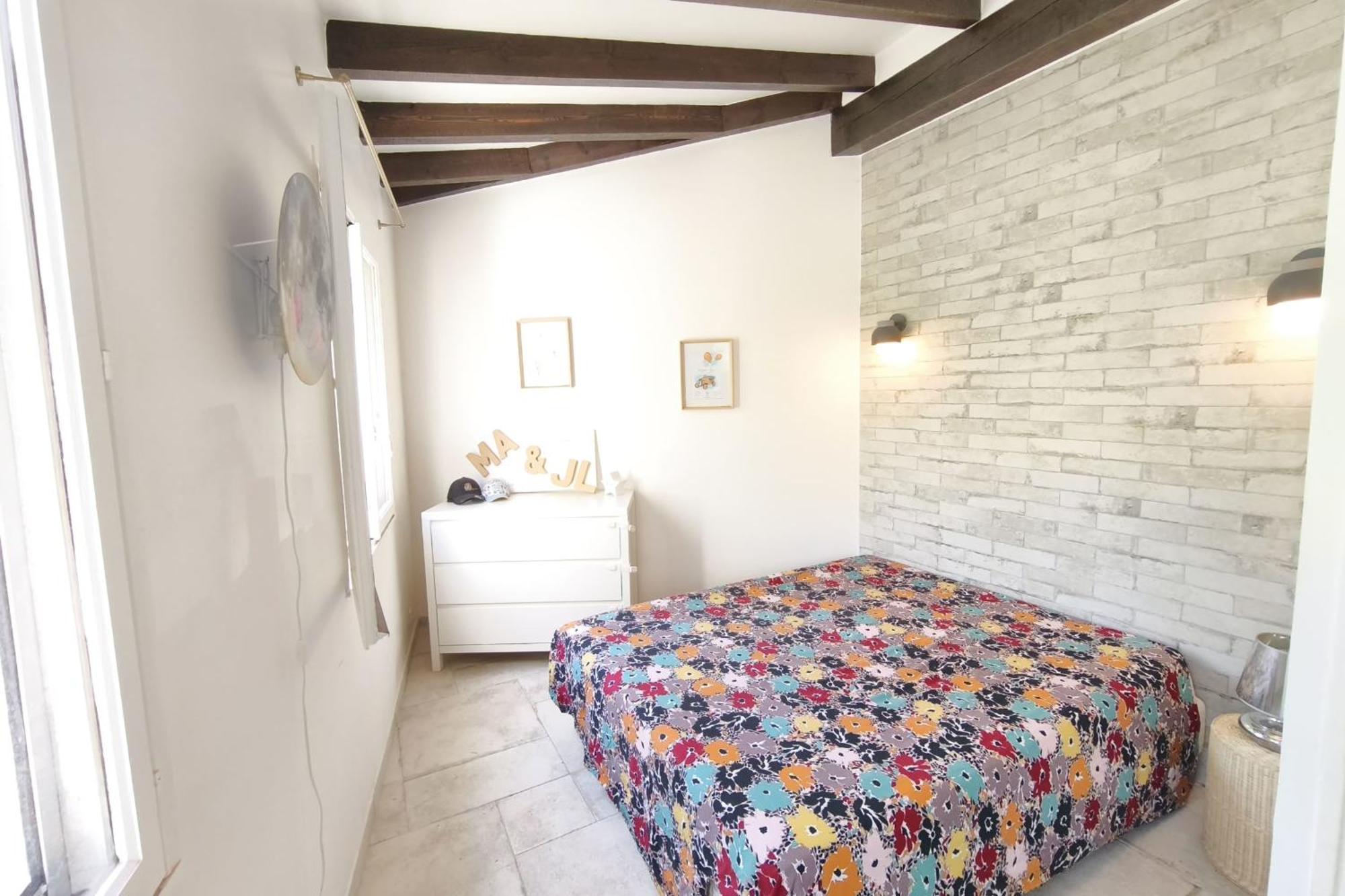 Hébergement de vacances Ecological House With Solar Electricity Ajaccio (Corsica)